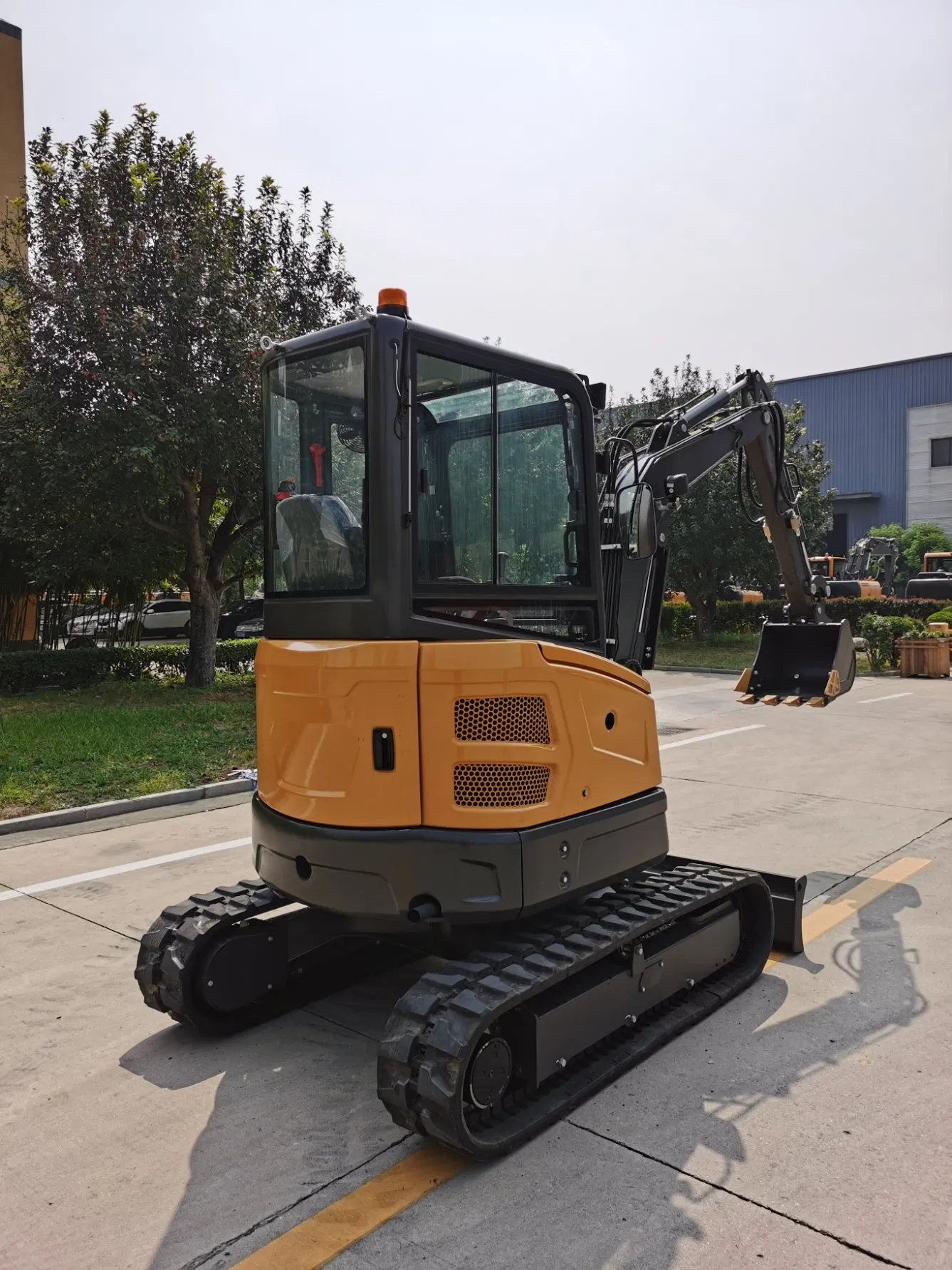 Hot Cheap Mini Excavator for Sale Hydraulic Crawler Digger Mini Excavator 1ton 2 Ton 3.5 Ton Free Shipping 3 Ton 3.5 Ton Prices with Thumb Bucket for Sale