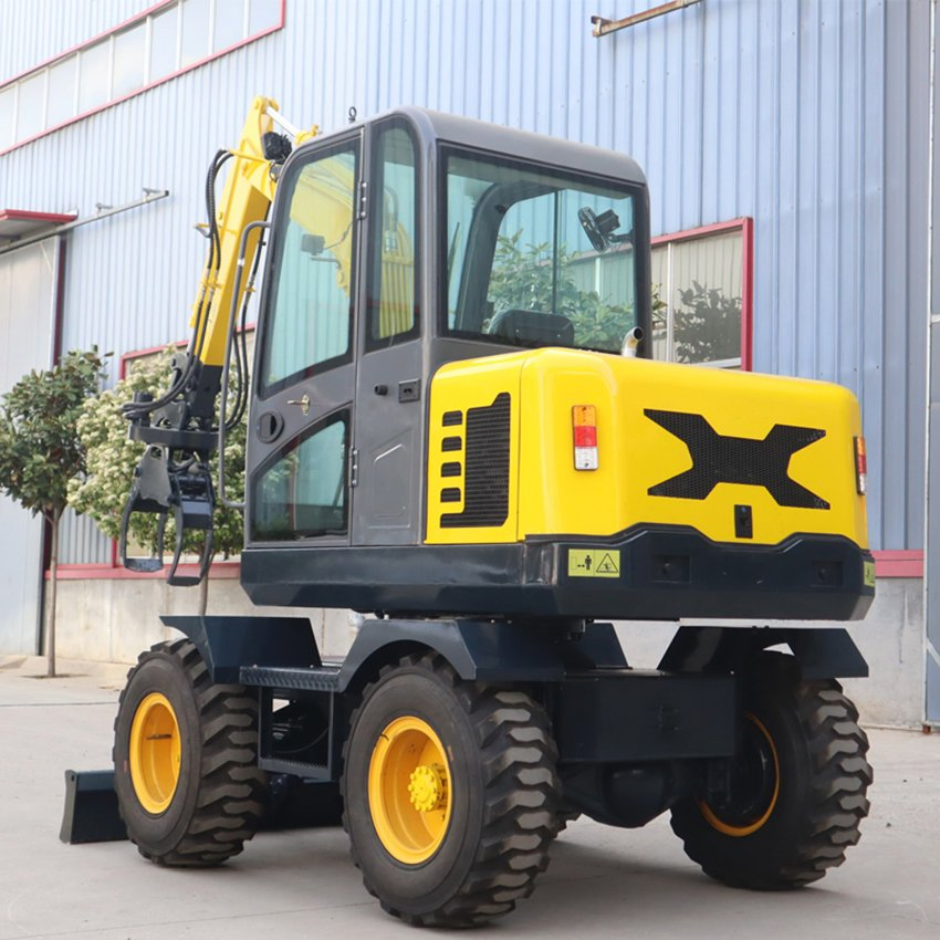 Hot Sale CE EPA Ranging 4 Tons - 8 Tons Wheeled Hydraulic Mini Excavator Small Excavator with Buckets