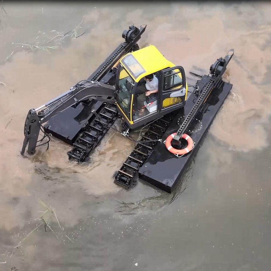 Amphibious Pontoons Excavator as Small Excavator Machine