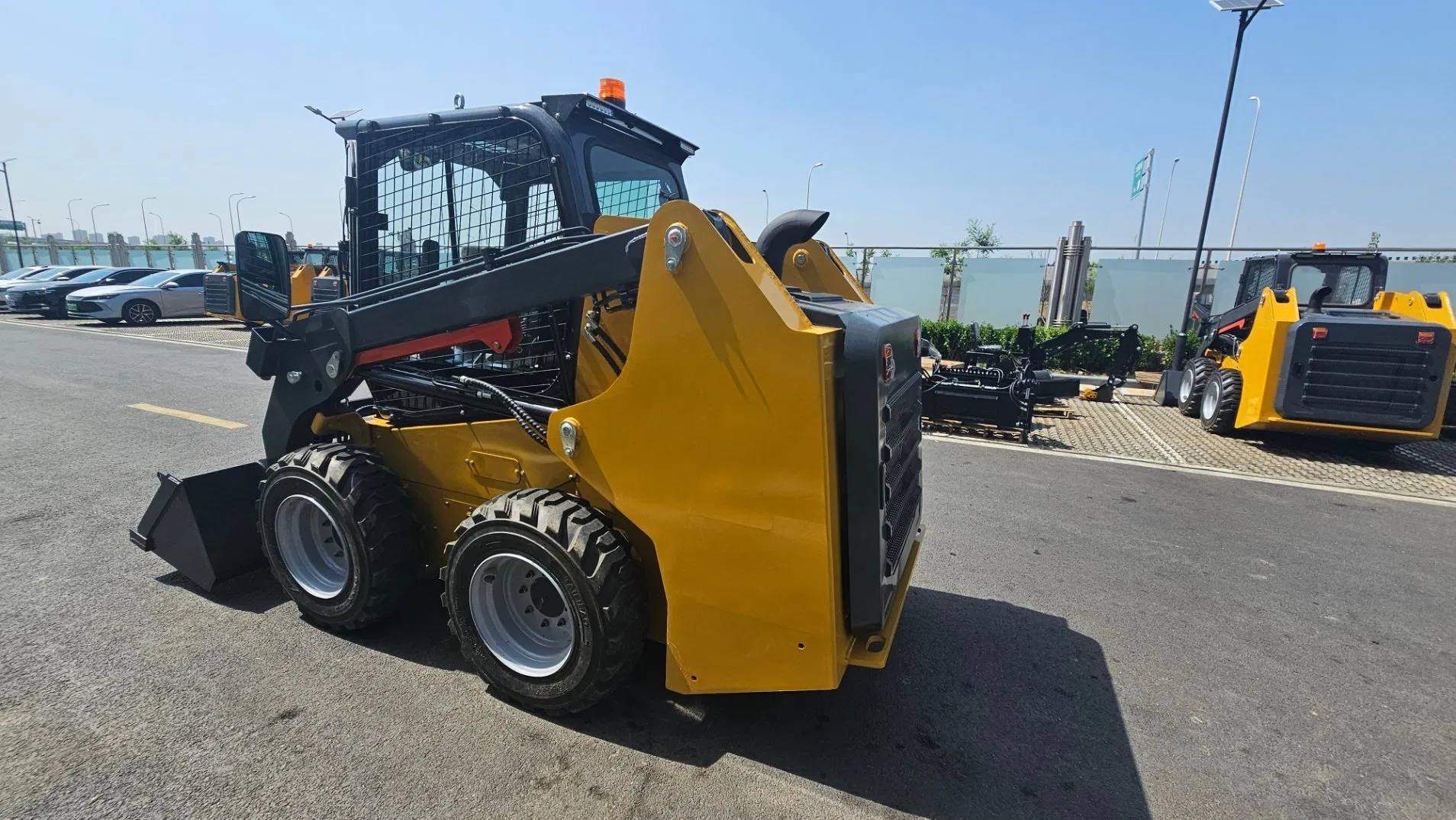 High-Performance Mini Loader S55 Wheel Tracked Skid Steer Loader with Attachments Mini Skid Steer Loader