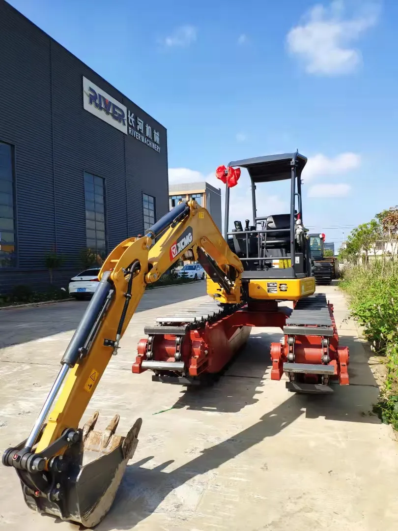 Amphibious Excavator 3