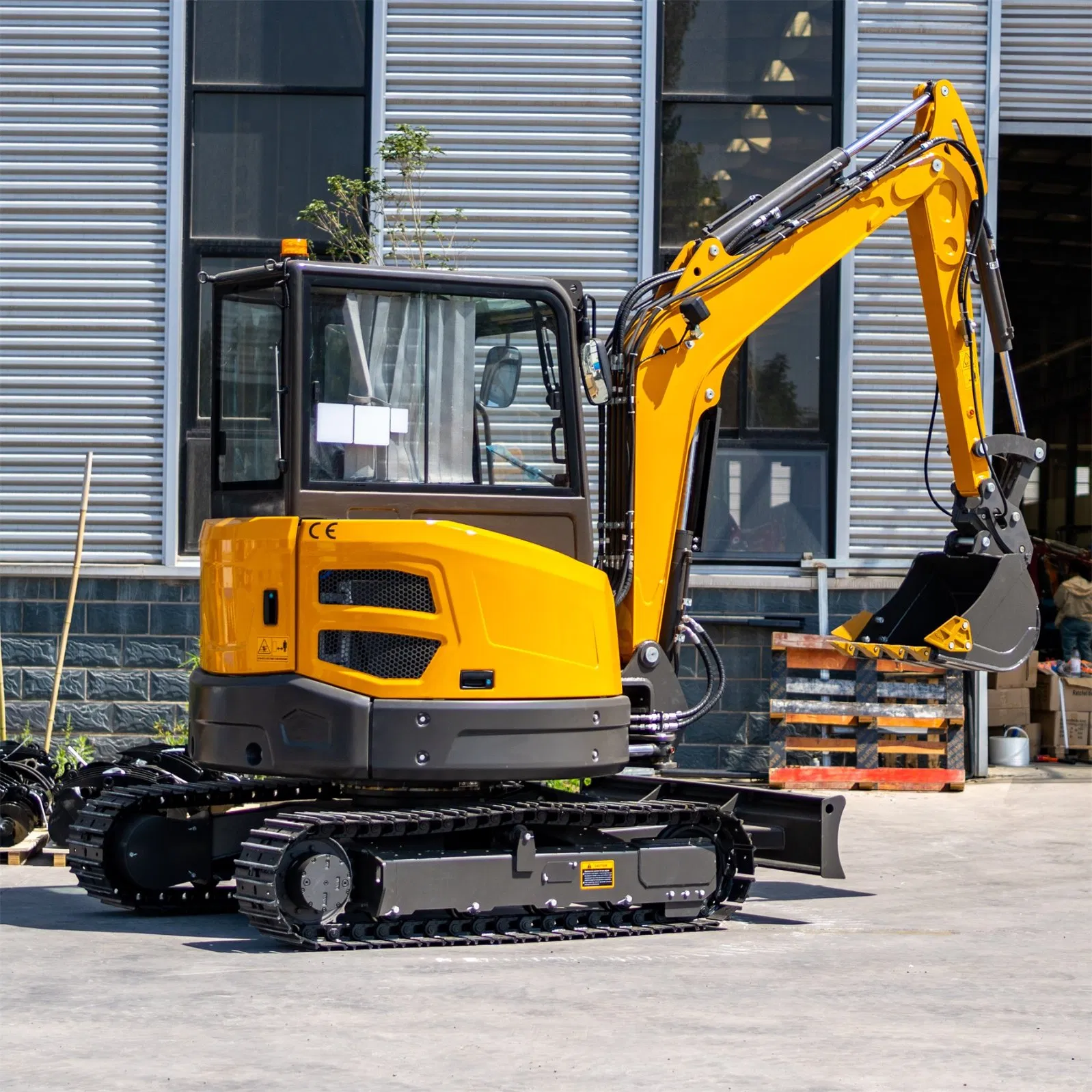 3.5 Ton 3 Ton Hydraulic Long Boom Mini Crawler Wheel Second Hand Household Farm Construction Greenhouse Towable Small Size Garden Micro Electric Excavator