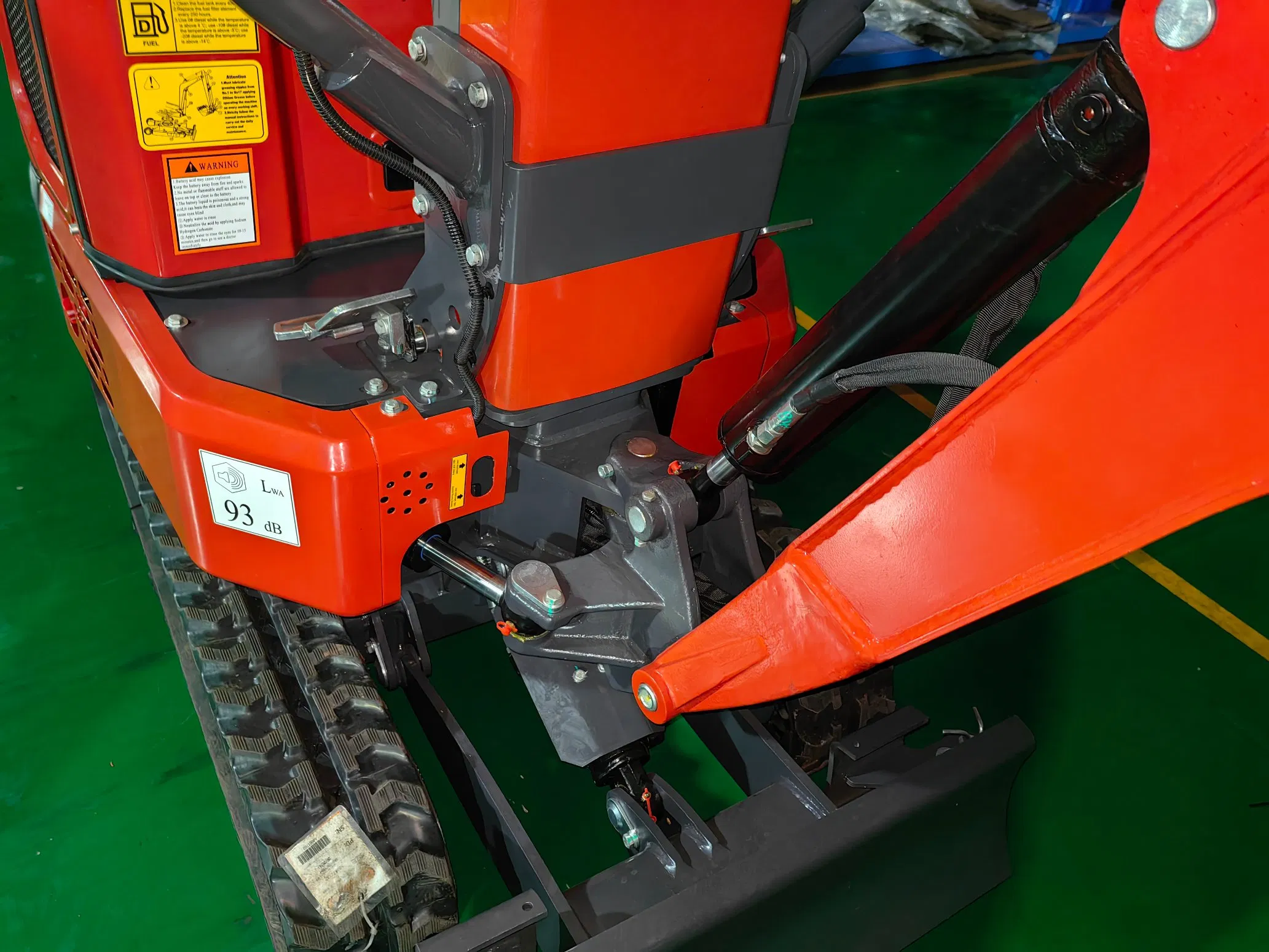 High Efficiency Mini Hydraulic Excavator with Rubber Track for Projects