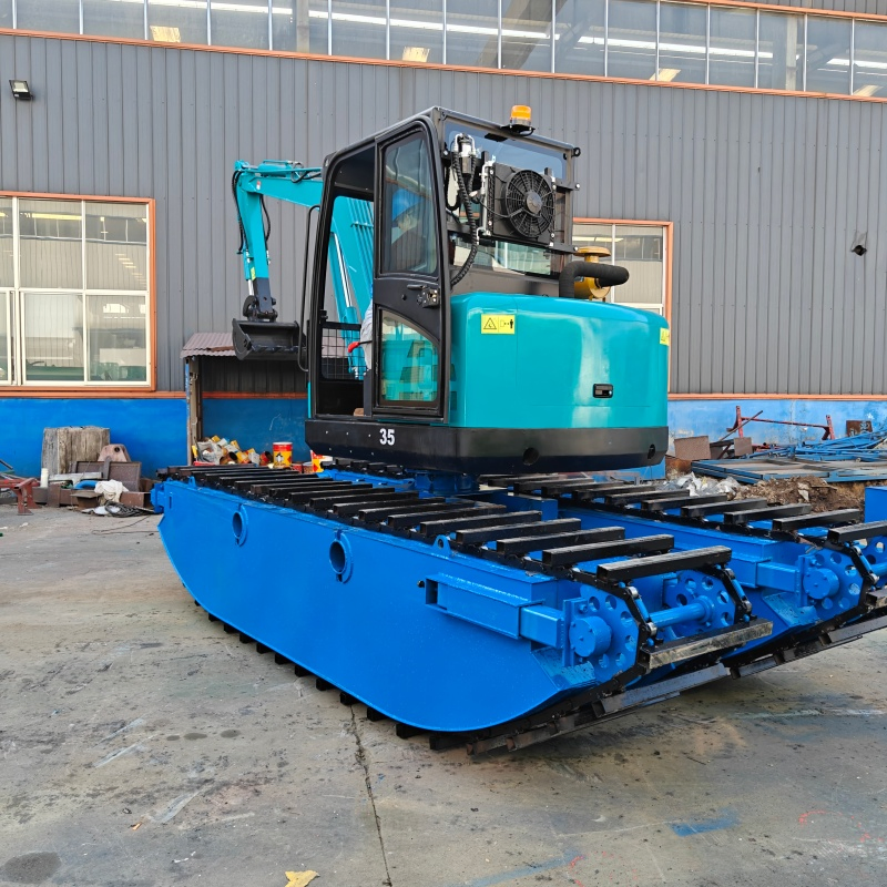 Small Amphibious Excavator EPA 4 Emission Used for River Dredging