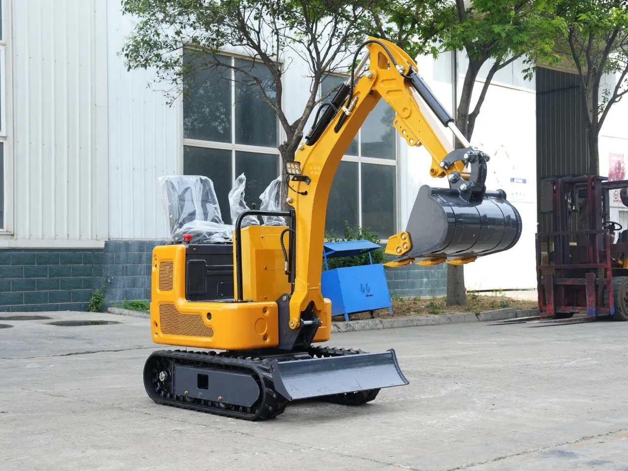 Zero Tail Swing Mini Excavator for Confined Space and Urban Work Sites