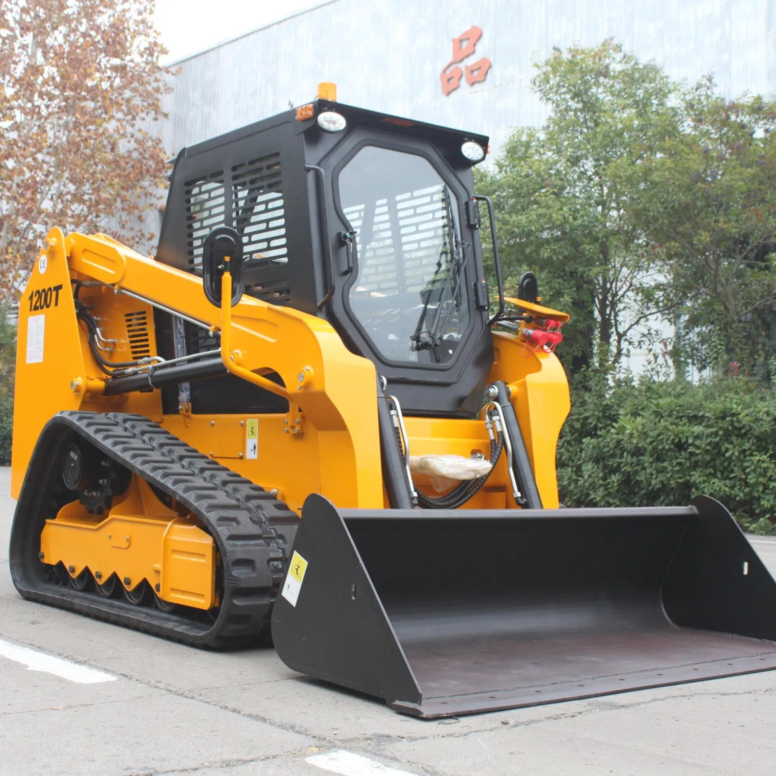 High Operating Efficiency Widely Crawler Tracked Skid Steer Loader Mini Skid Steer Loader with Closed Cab