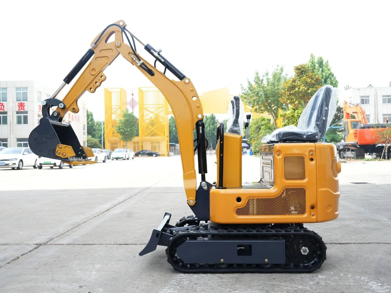 Zero Tail Swing Mini Excavator for Confined Space and Urban Work Sites
