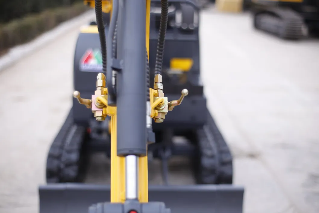 CT16-9b Mini Excavator Side View