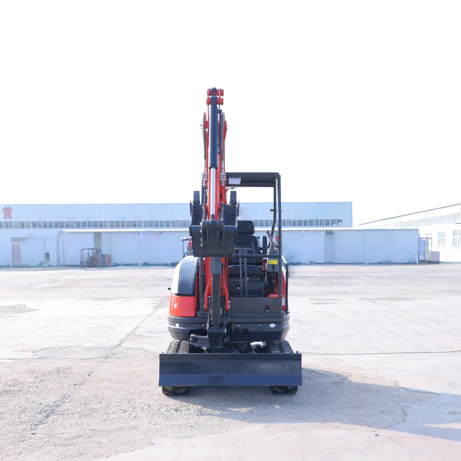 Wholesale Mini/Small/Compact Diesel Excavator with Rubber Tracks and Blade for Grading and Leveling Work