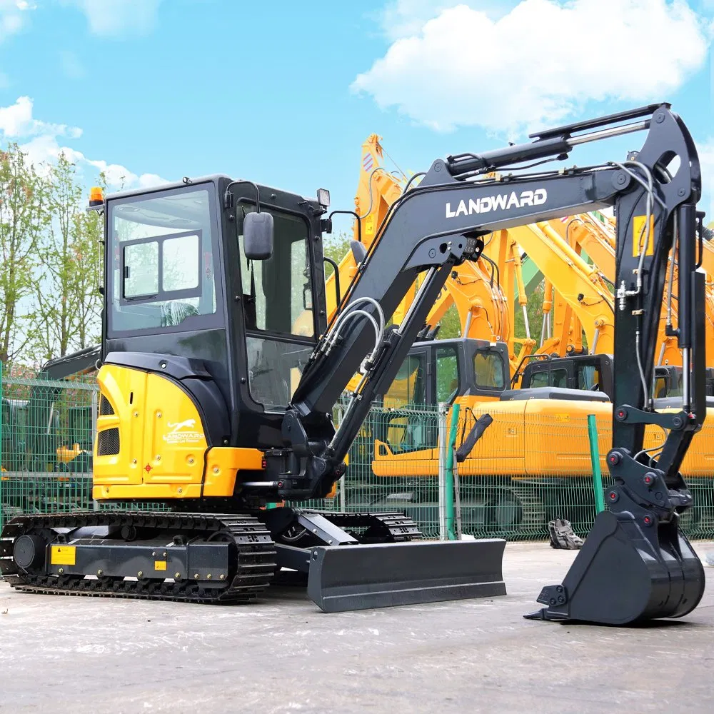 Landward Cheap Price Earthmoving Mini Crawler Excavator Auger/Hammer/Ripper/Quick Hitch/Ditching Bucket/Grapple Multiple Attachments Optional Small Excavator