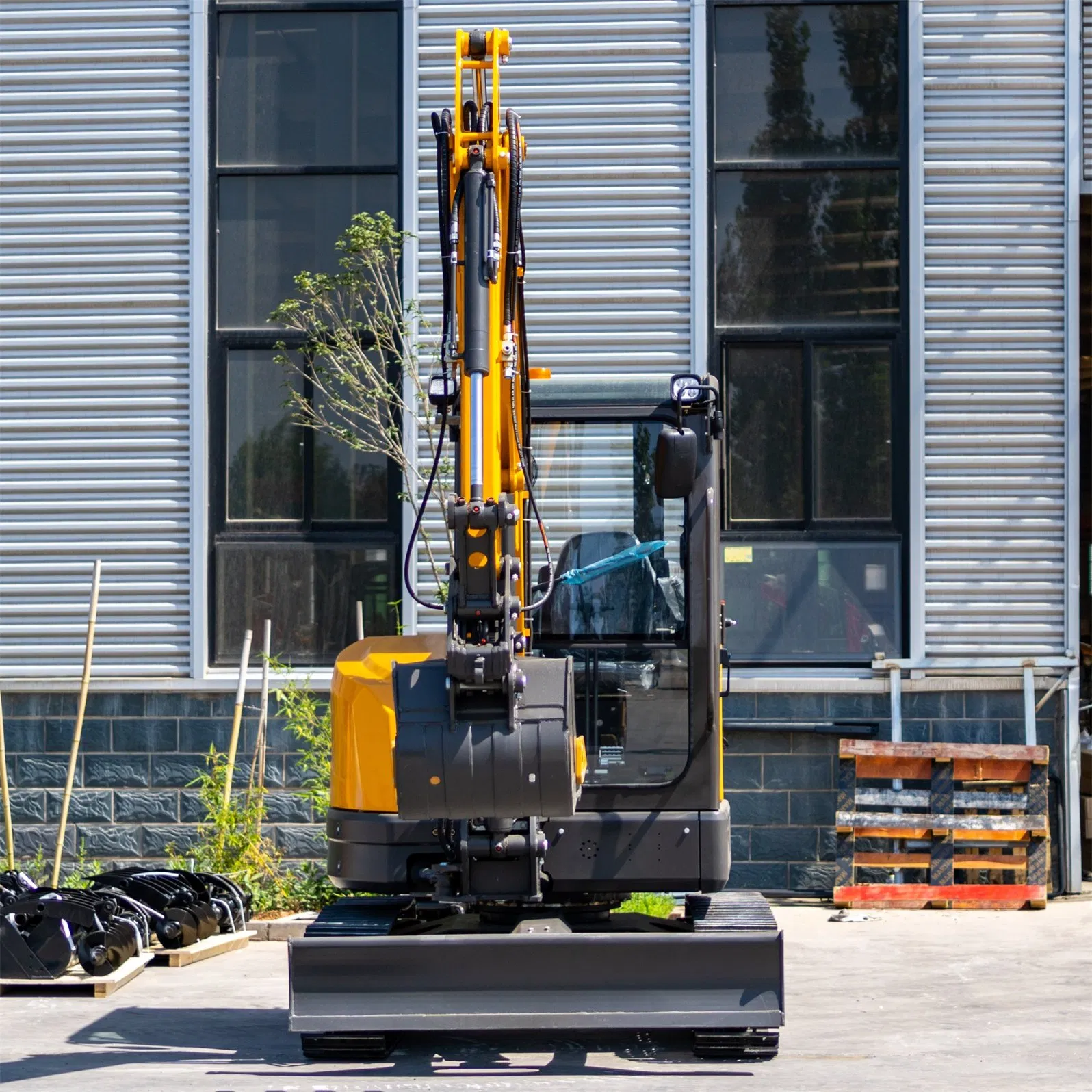 3.5 Ton 3 Ton Hydraulic Long Boom Mini Crawler Wheel Second Hand Household Farm Construction Greenhouse Towable Small Size Garden Micro Electric Excavator