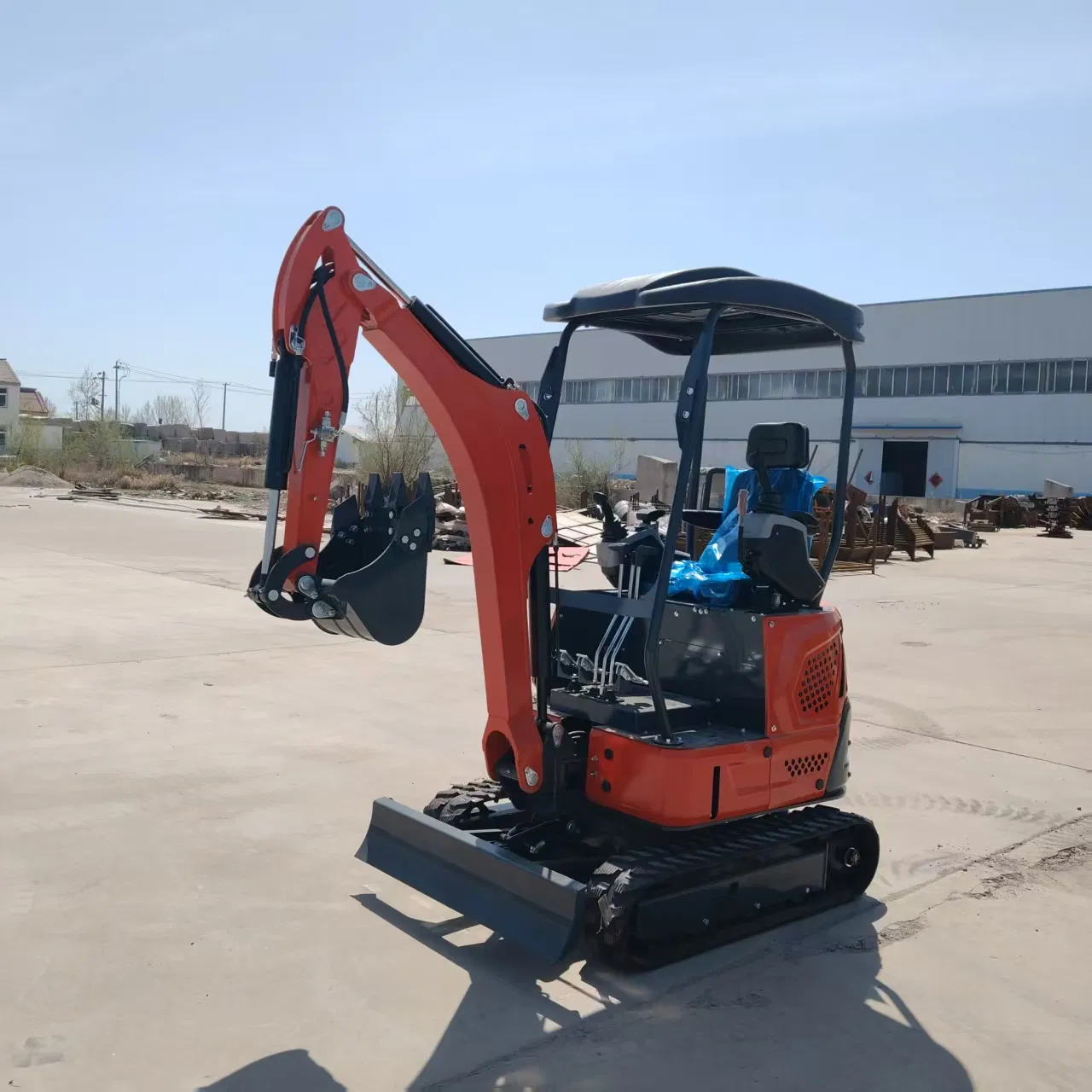 ODM/OEM 1.8ton 2ton 2.5ton Approved Rubber Tracks Extendable Arm Compact Hydraulic Small/Mini Excavator for Tight Spaces Landscaping with EPA