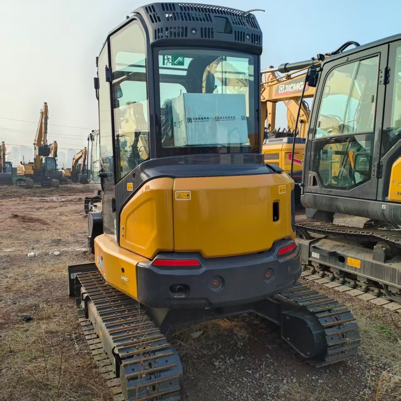 Xe35u 4.2 Ton Zero Tail Swing Small Mini Crawler Excavator for Indoor Urban Construction