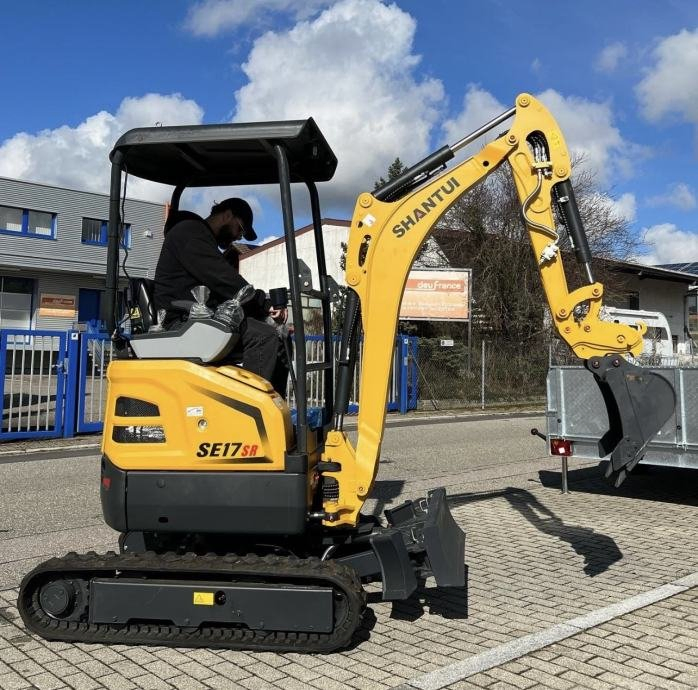 Hot Sale Shantui Se27sr 27 Ton Zero Tail Swing Mini Excavator Compact Design for Construction and Landscaping