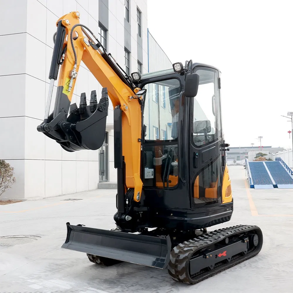 2.5 Ton Mini Excavator Uses Rubber Tracks Friendly Diesel Engines