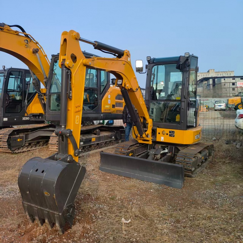 Xe35u 4.2 Ton Zero Tail Swing Small Mini Crawler Excavator for Indoor Urban Construction