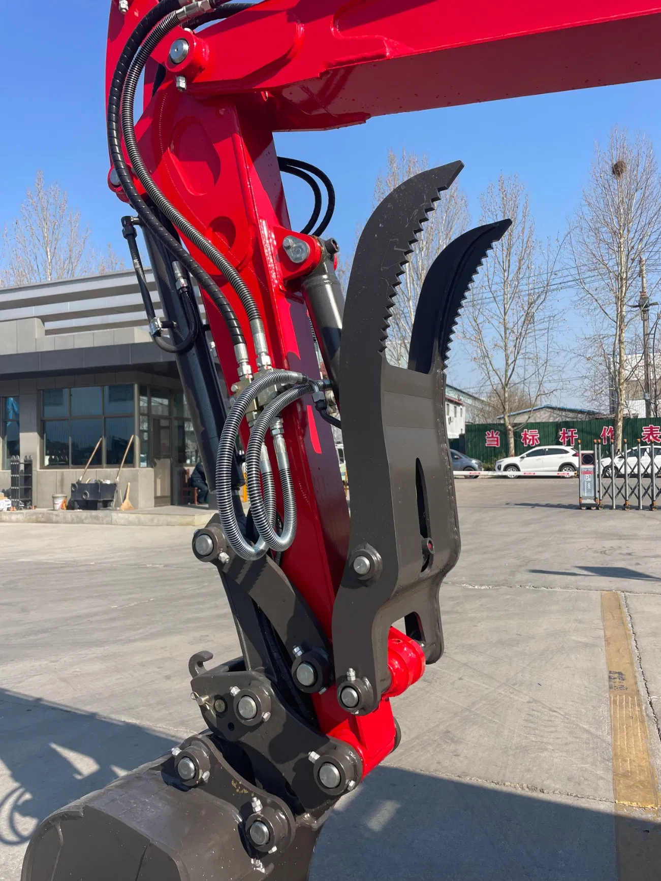 Multifunction 3.5 Ton Mini Excavator Compatible with Auger Breaker Ripper Bucket and Other Attachments Compact Small Digger for Versatile Construction Jobs