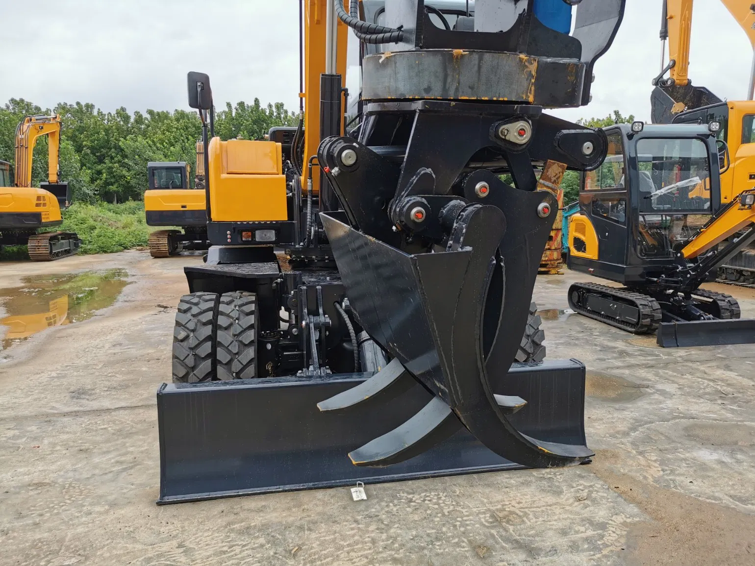 Wheel Digger Mini Excavators Backhoe Wheeled Excavator
