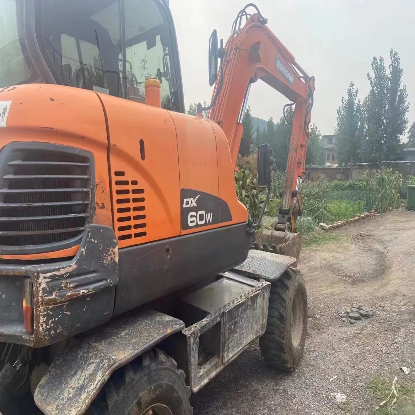 Cheap Mini Excavator Used Small 6 Ton Used Hydraulic Wheel Excavator Prices with Thumb Bucket for Sale