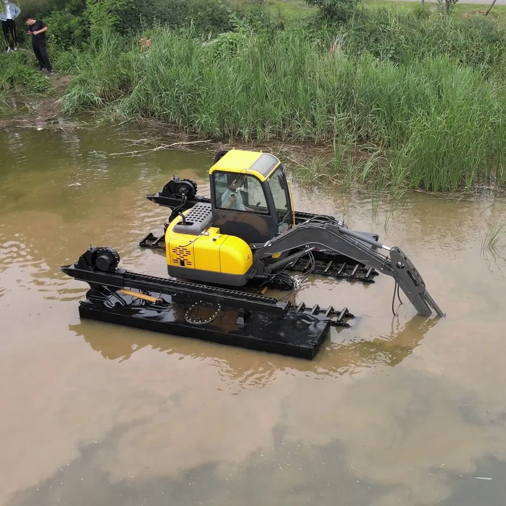 Small-Scale Amphibious Excavator with Dredging Pump Lightweight Amphibious Excavator