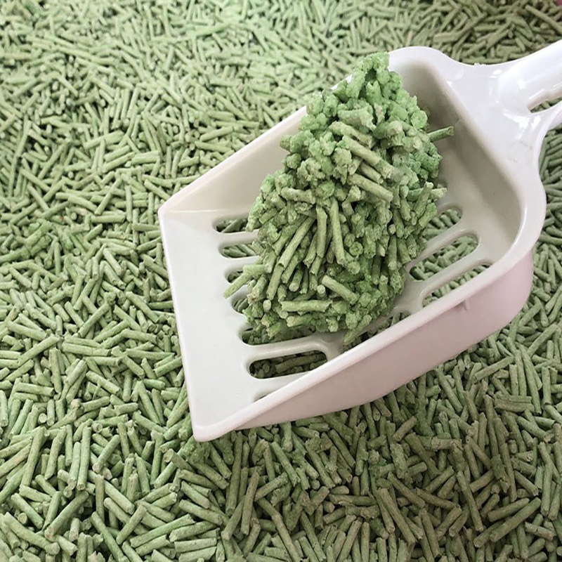 Areia para gatos ecológica e à base de soja disponível nos sabores original fragrante e chá verde