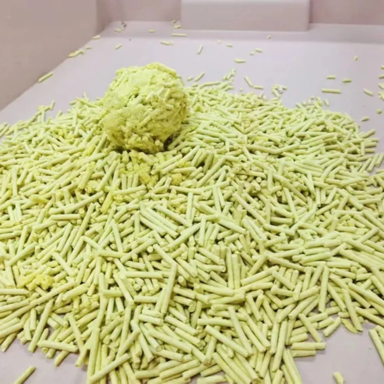 Premium Grade Lemon Scented Tofu Cat Litter Made From Select Ingredients Through Rigorous Quality Control Ensuring Consistent High Performance