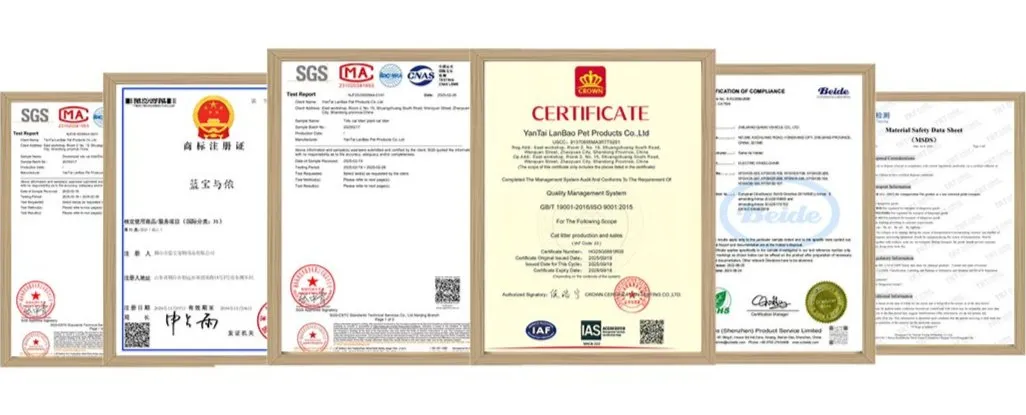 Areia para gatos de alta qualidade que forma grumos, feita de ingredientes naturais