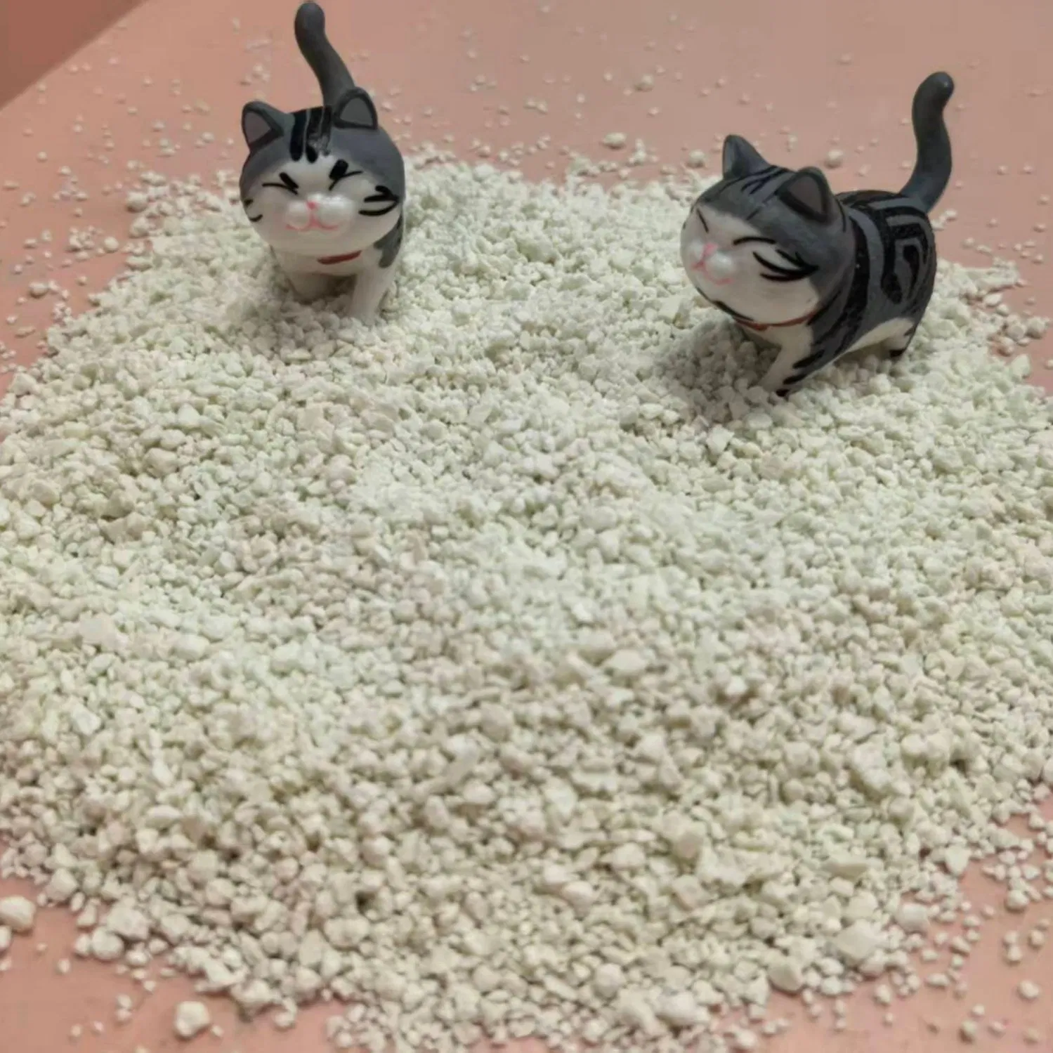 Areia para Gato à Base de Mandioca Proporciona Ação Antibacteriana Natural, Agregação Superior e Conforto para as Patas