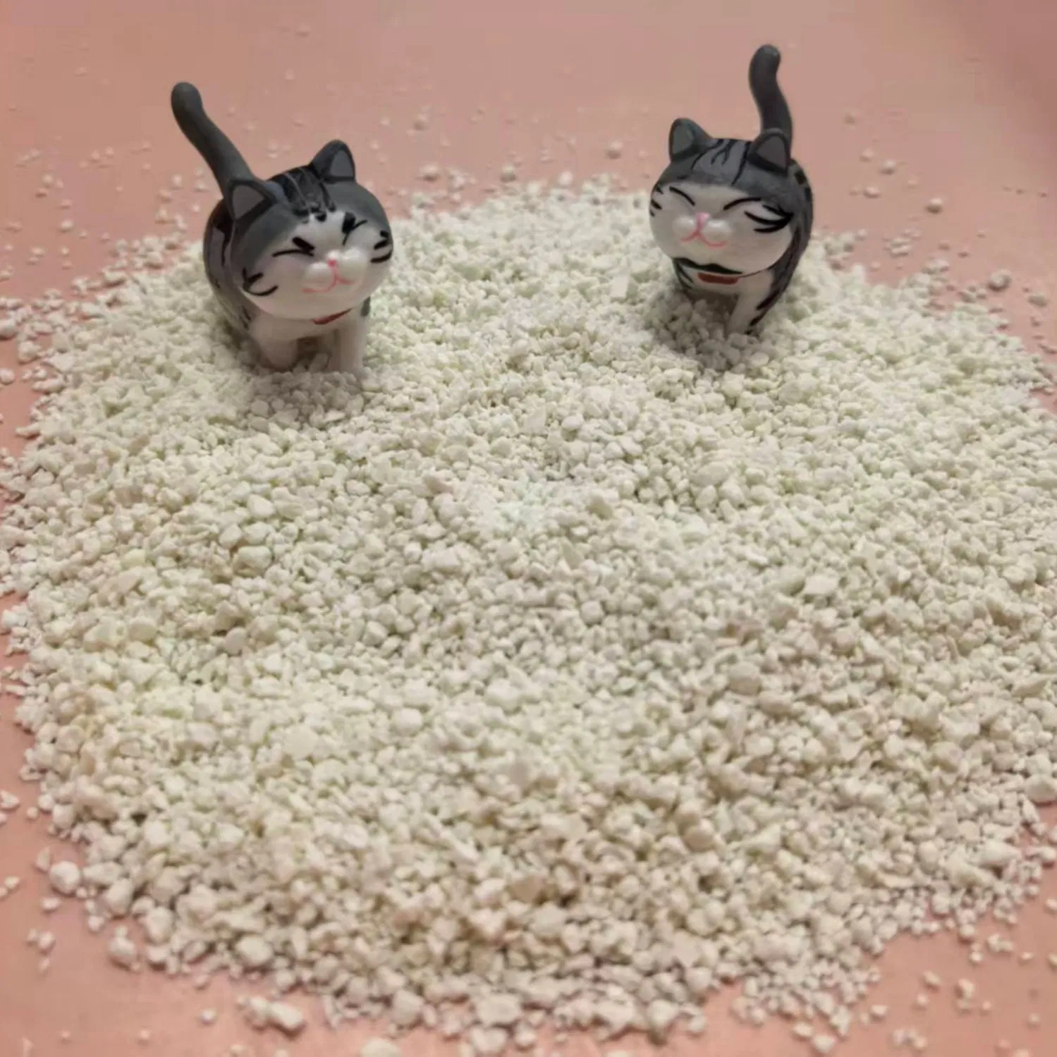 Areia para Gato à Base de Mandioca Proporciona Ação Antibacteriana Natural, Agregação Superior e Conforto para as Patas