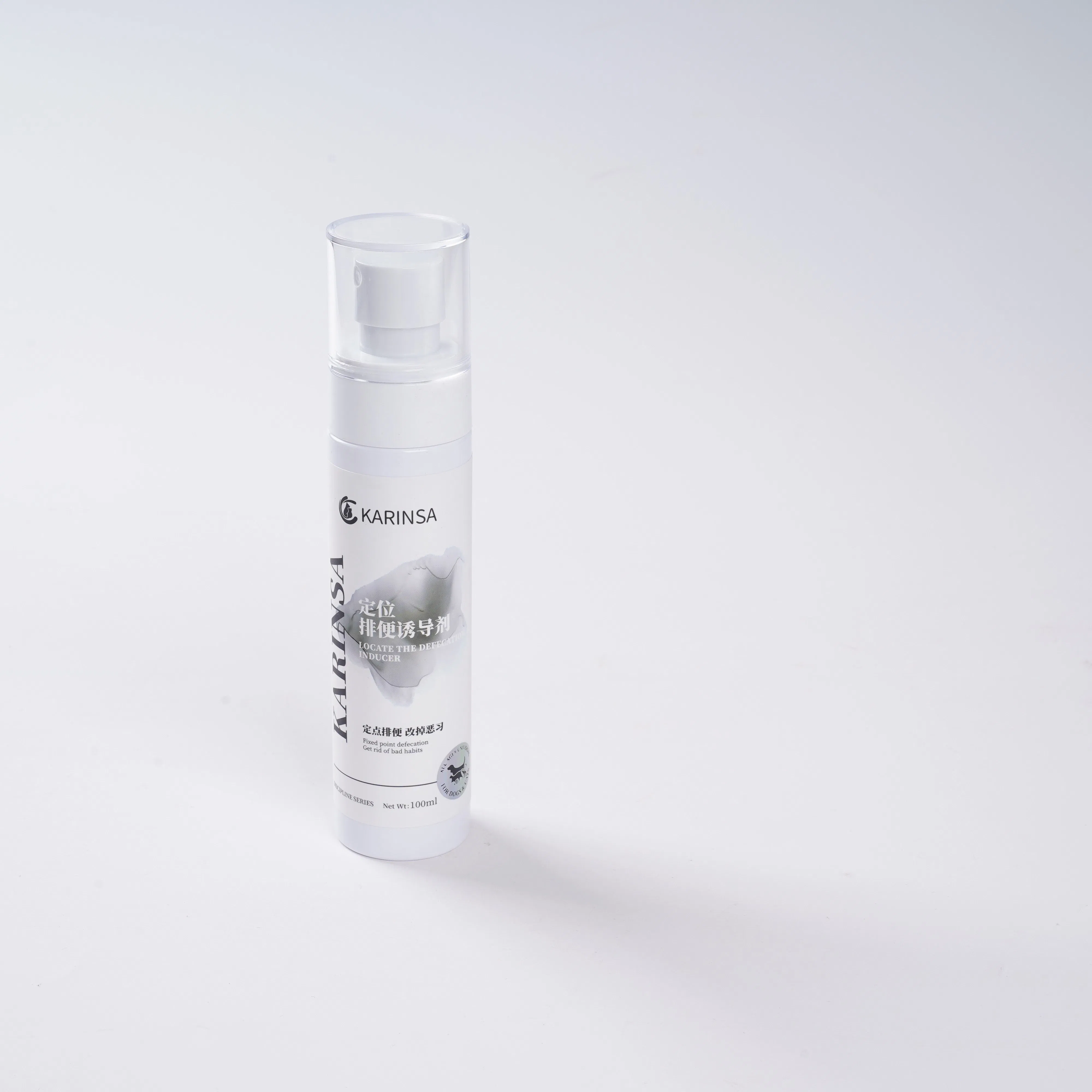 Este spray para treinamento de banheiro de cães é adequado para cães adultos e filhotes. Sua fórmula segura e suave é natural e pode ser usada tanto dentro quanto fora de casa