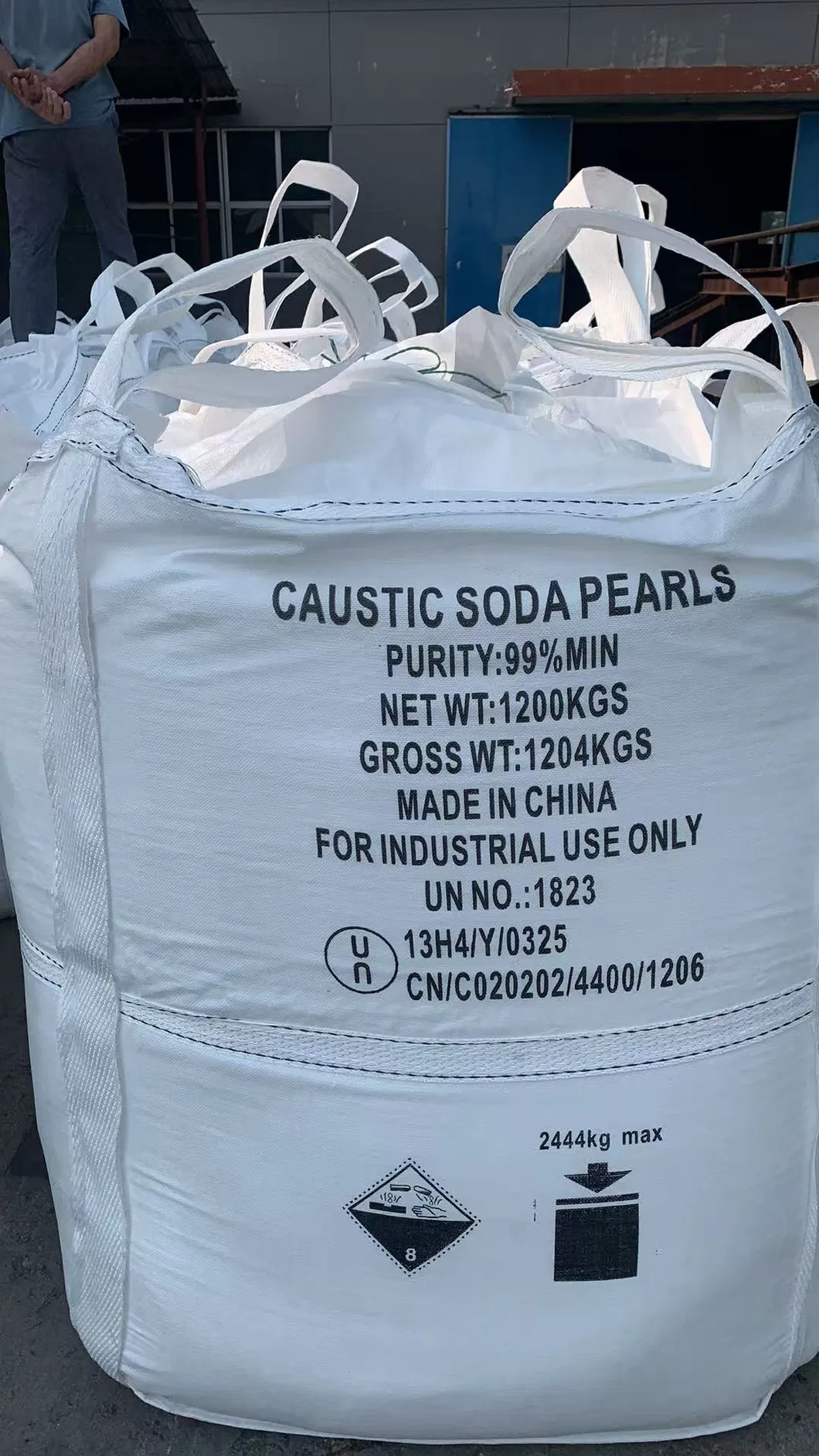 Caustic Soda Pearls for Water Treatment