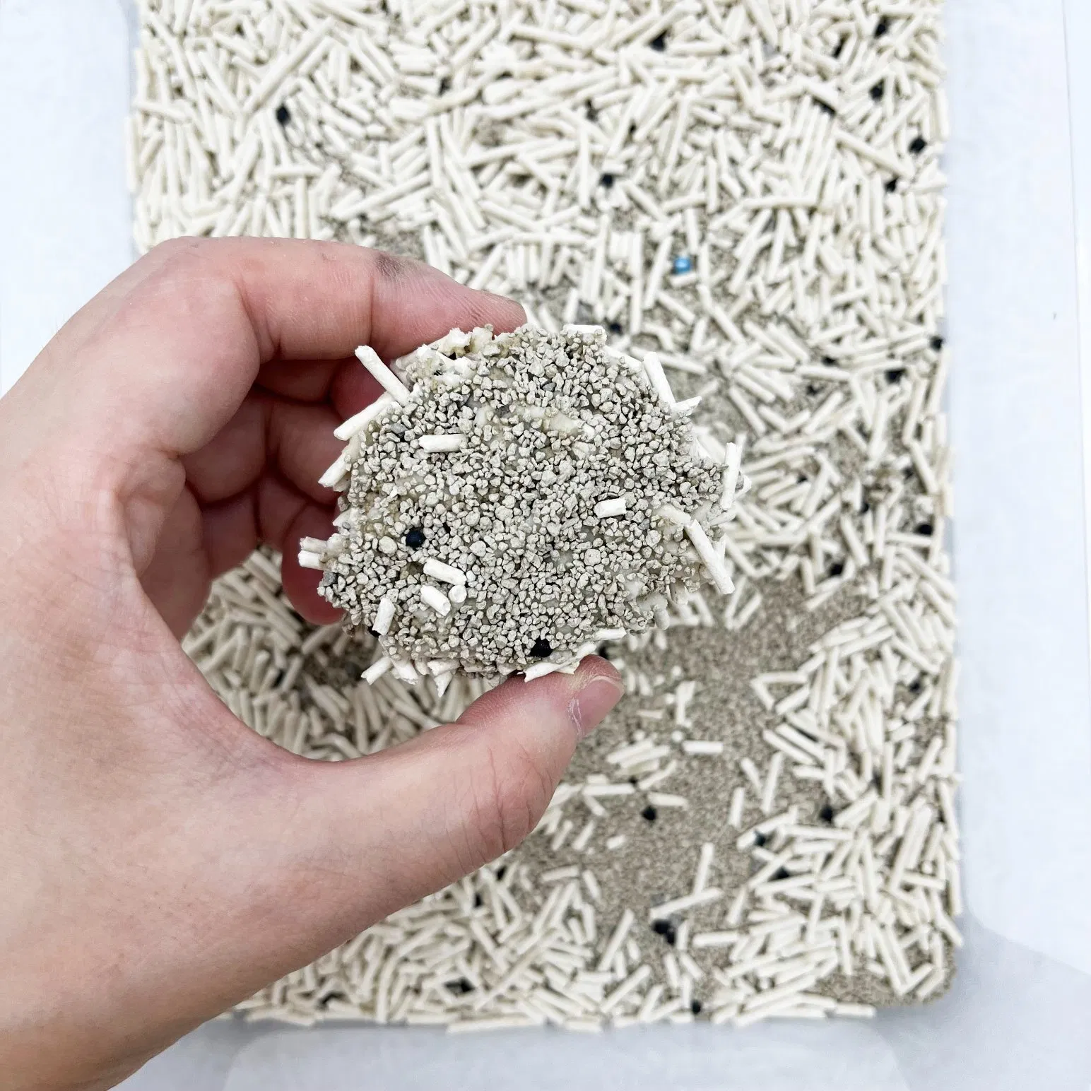 Venda Quente Forte Agregação Misturada 1.5mm Original Tofu Areia Britada Doméstica Areia para Animais de Estimação Areia para Gato Areia para Gatinhos