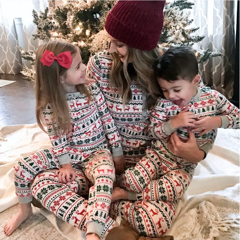 Conjunto de pijama de algodón para niños, ropa de casa para parejas, pantalones de dos piezas para mujeres, pijama de Navidad al por mayor