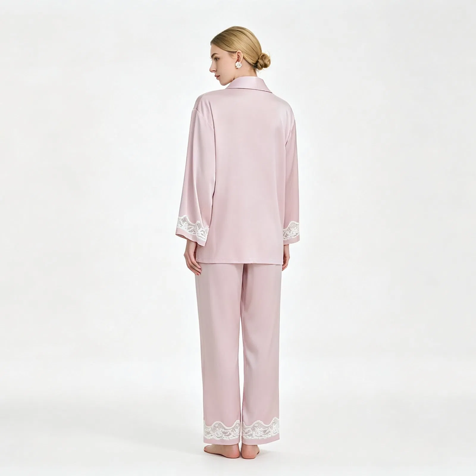 Conjunto de pijama de satén de lujo para mujer, con cuello en V, apto para todas las estaciones, para uso exterior y de descanso