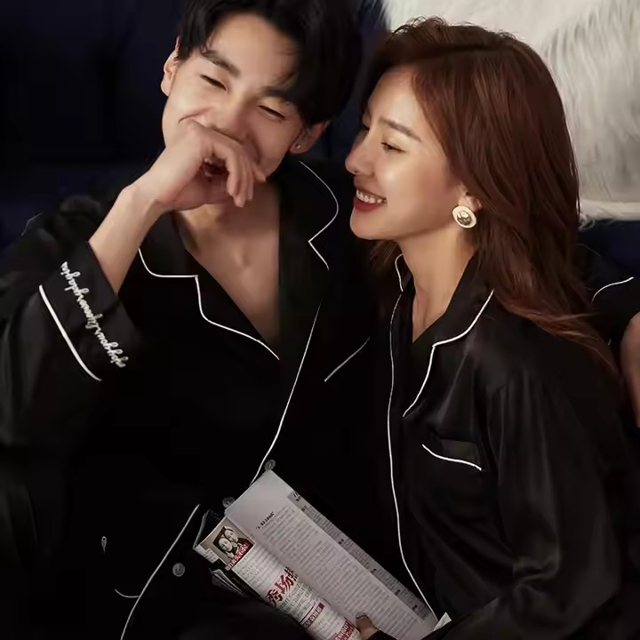 Lanzamiento de verano popular pijamas de pareja para mujeres de satén y hombres de seda XL, traje de ropa de casa unisex plus