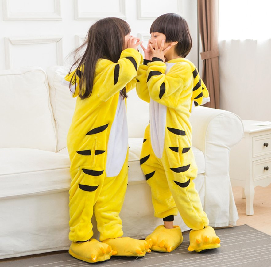 Pijama de casa de dibujos animados de animales para niños de otoño e invierno con capucha