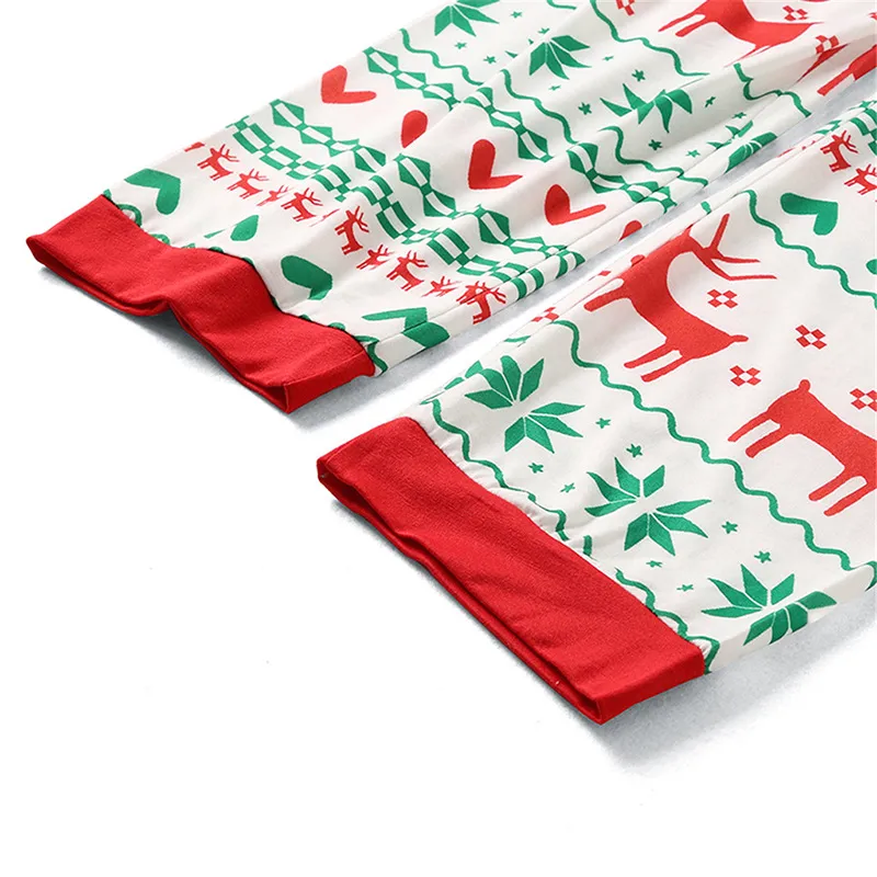 Conjunto de pijama familiar personalizado