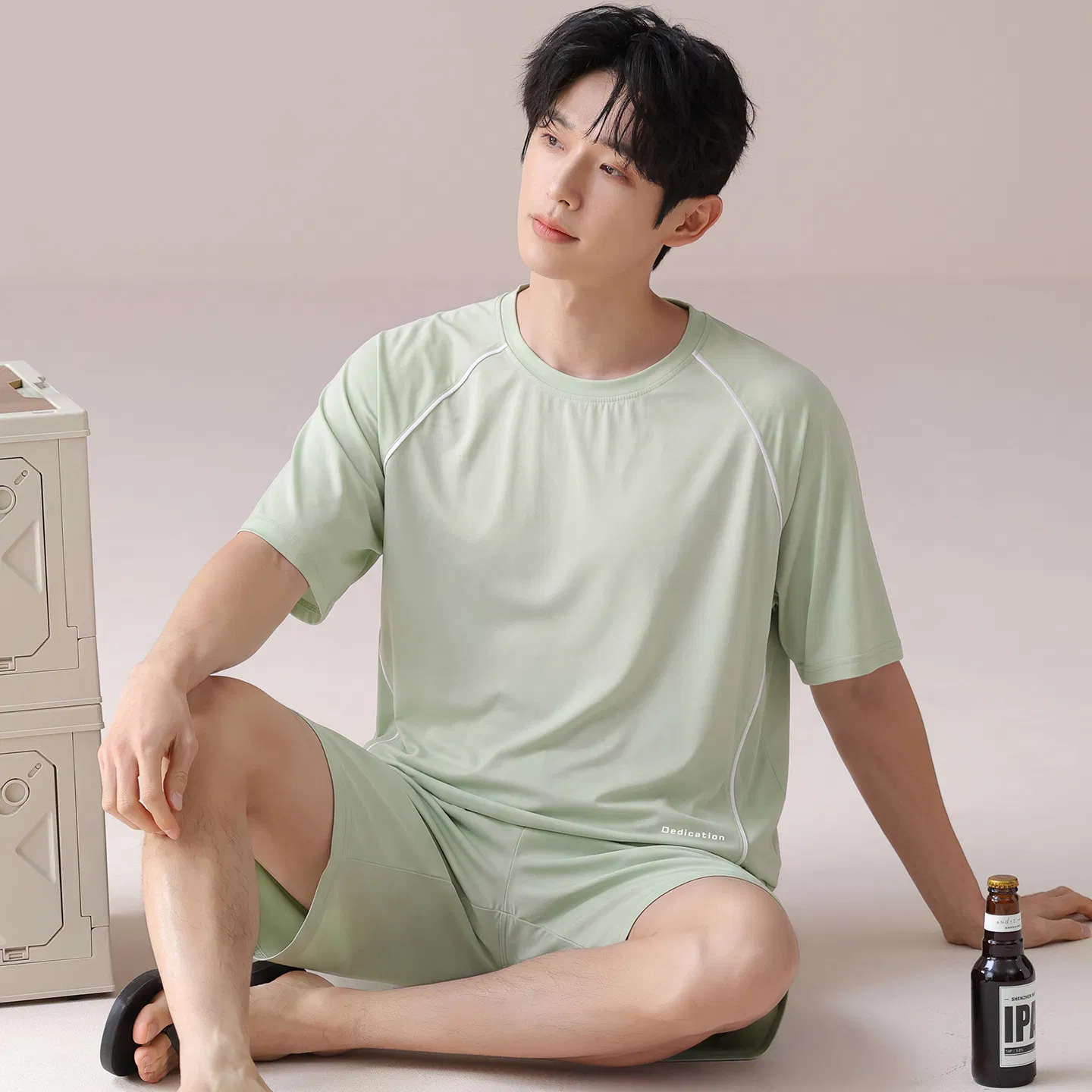 Conjunto de pijama corto de manga corta suelto y simple para hombres, de poliéster elástico y delgado, ideal para el verano, uso casual al aire libre y en casa