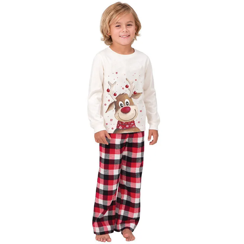 Conjunto de pijamas de manga larga para toda la familia con estampado navideño