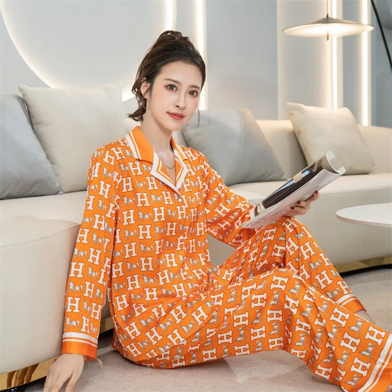 Pijamas casuales de mujer de longitud completa