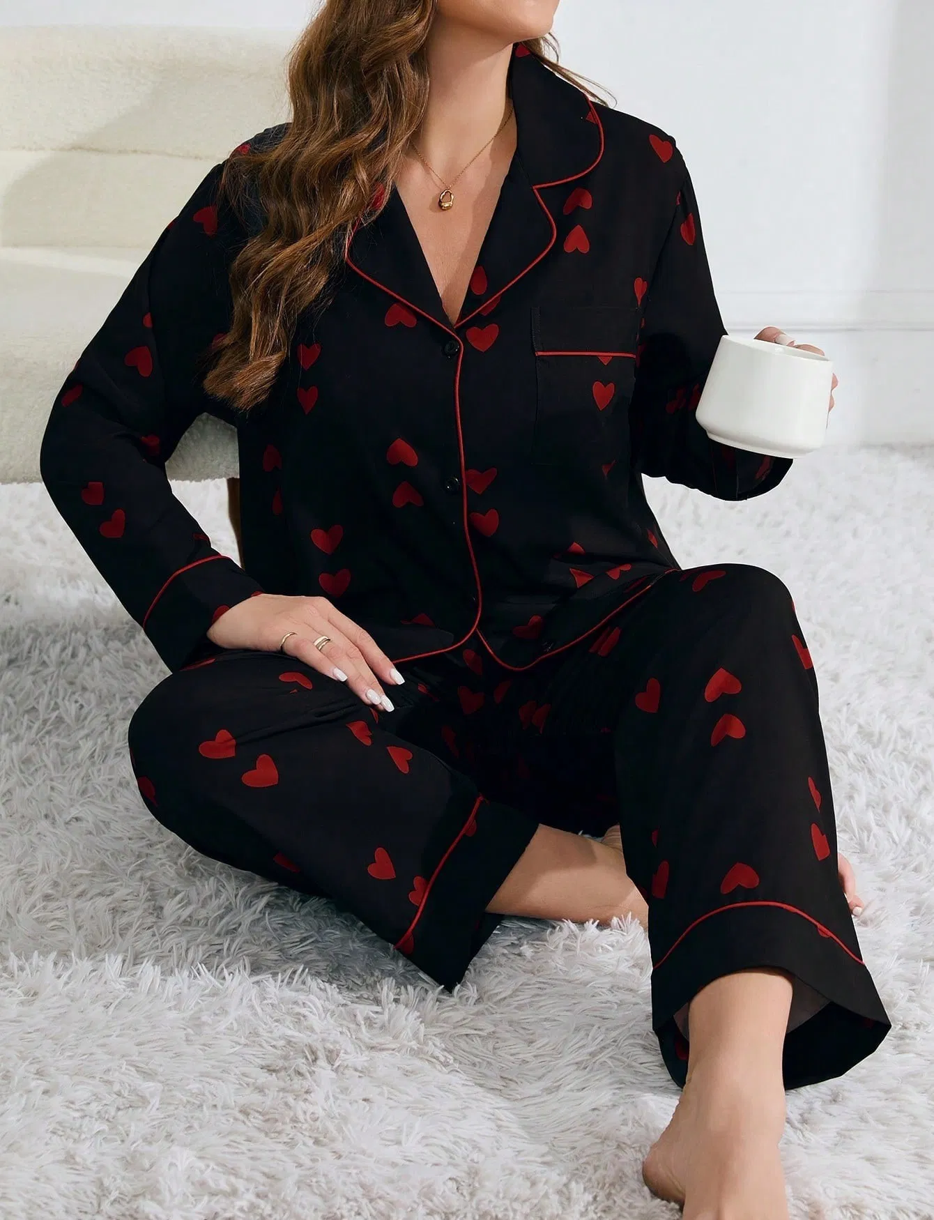 Conjunto de pijama de mujer de talla grande con estampado de corazones, poliéster, con solapa