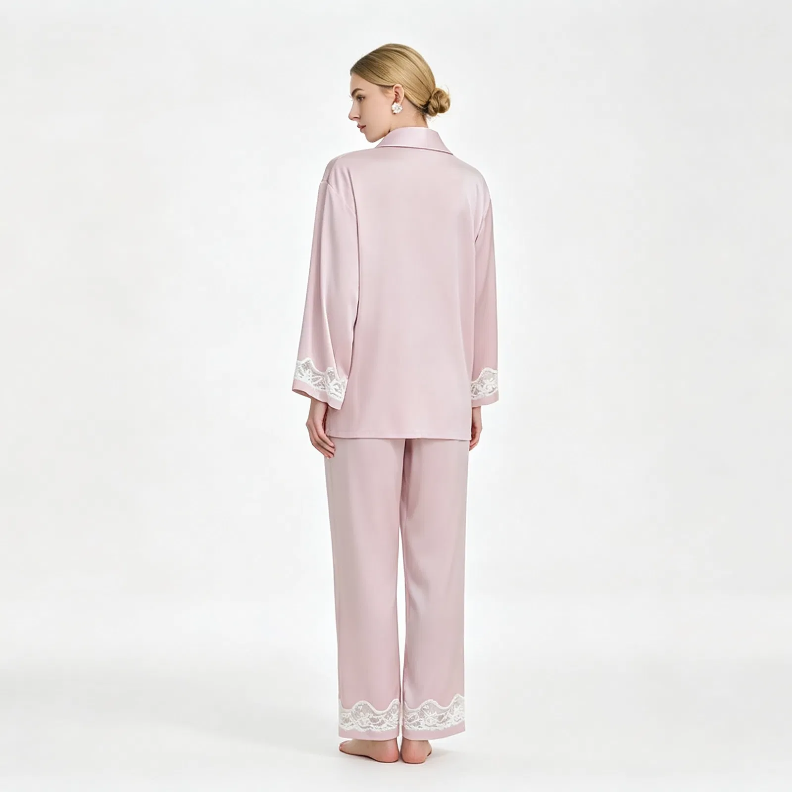 Conjunto pijama satén lujoso para mujer