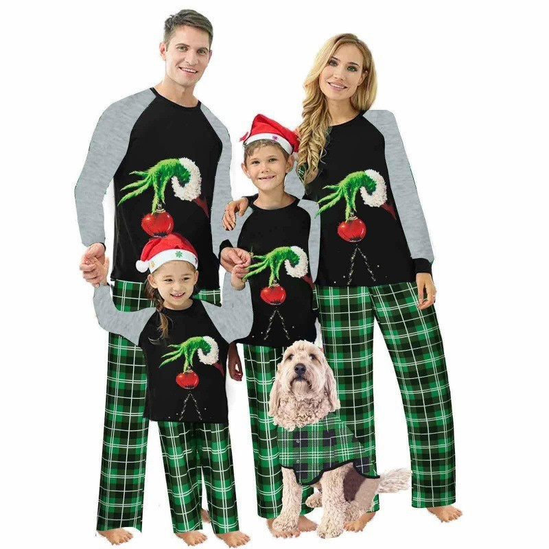 Conjunto de pijamas familiares con patrón de árbol de Navidad, ropa de dormir cálida para el invierno