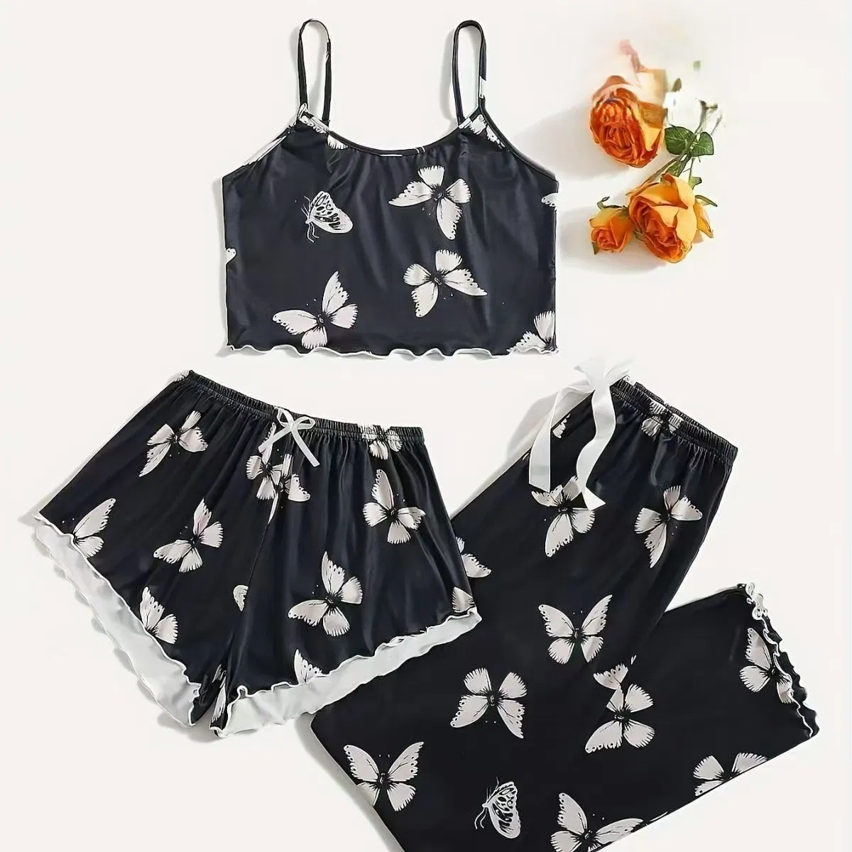 Pijamas con abertura en la entrepierna y pijamas para recién nacidos