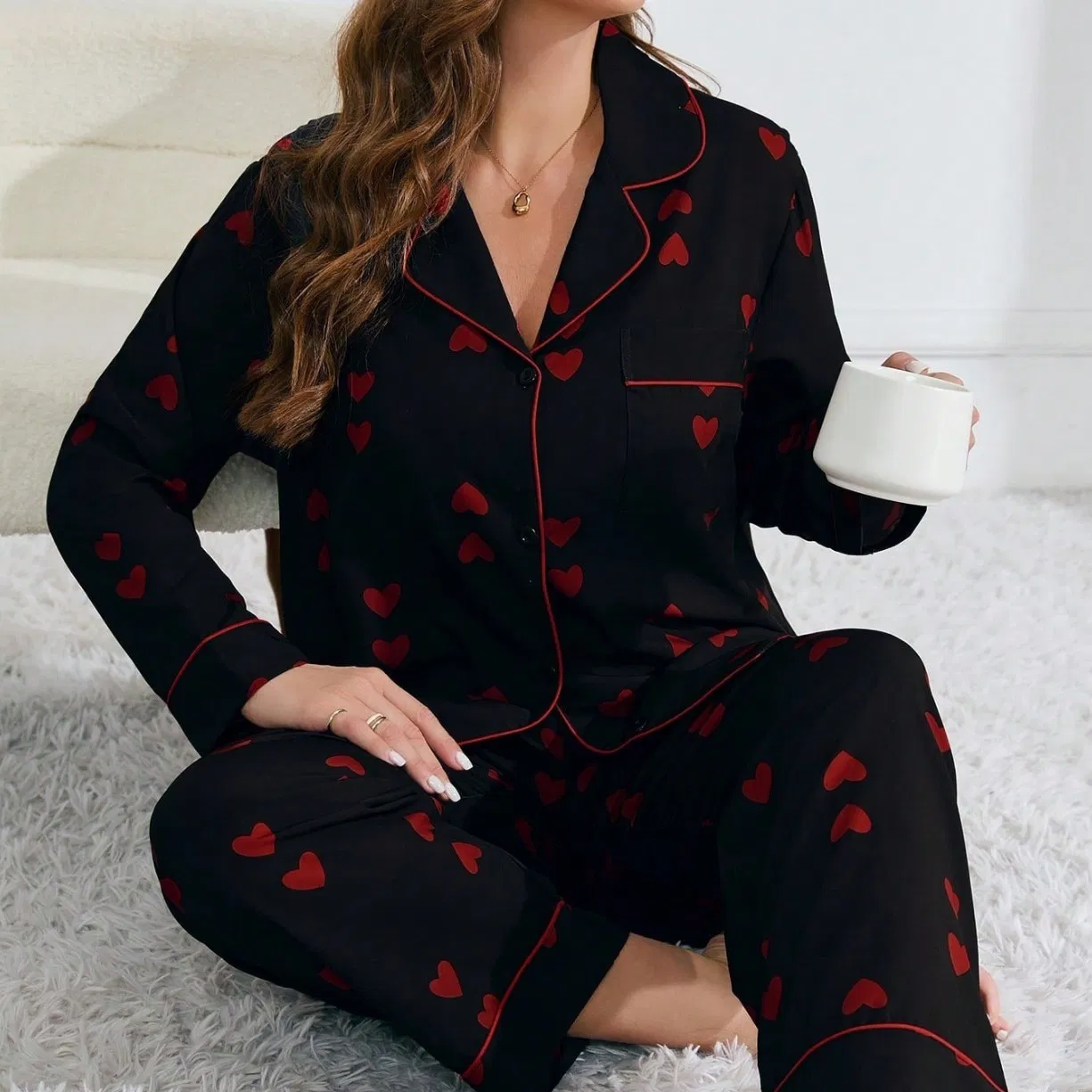 Conjunto de pijama de mujer de talla grande con estampado de corazones, poliéster, con solapa