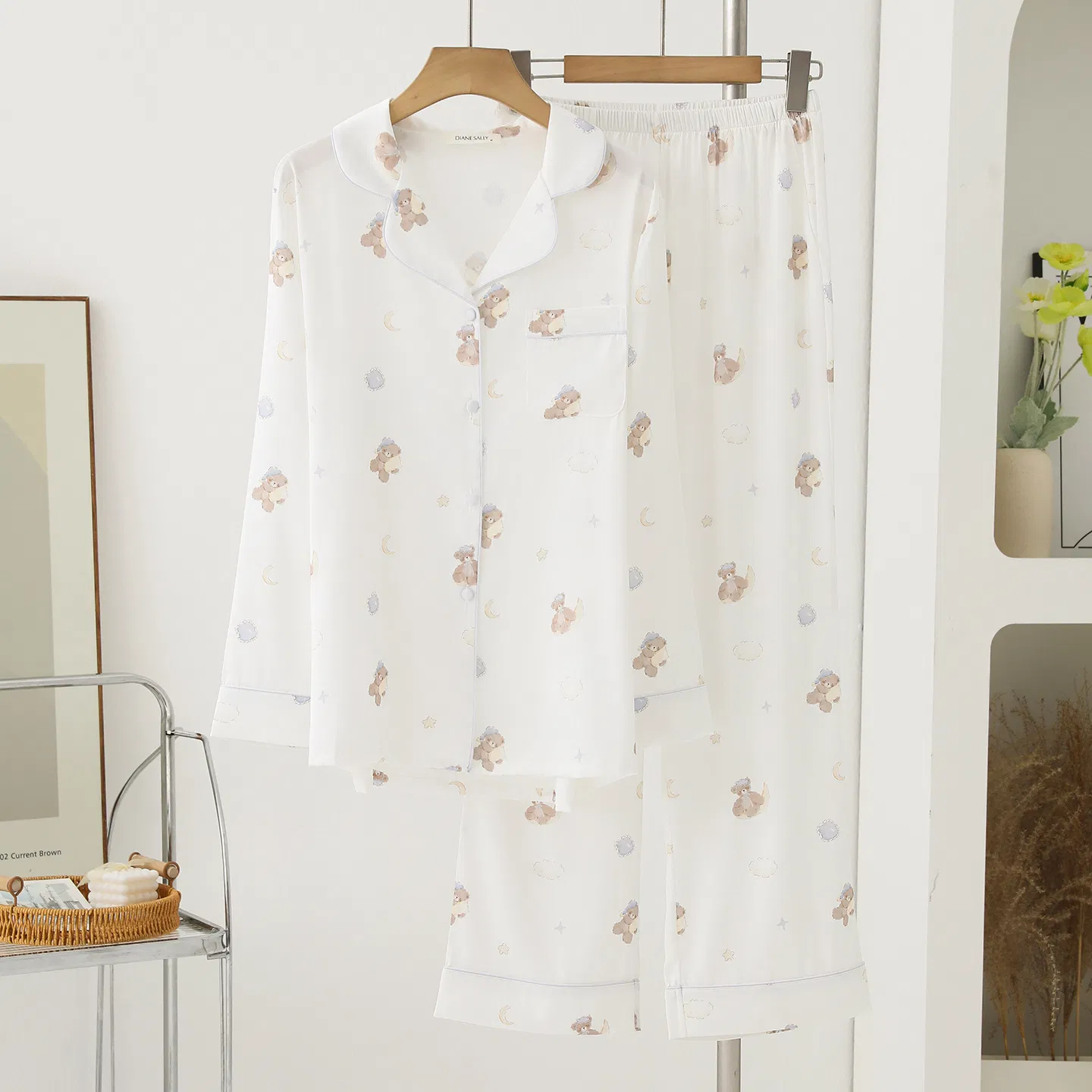 Conjunto de pijama de seda helada para mujer de primavera y otoño con solapa y pantalones largos 2-Piece