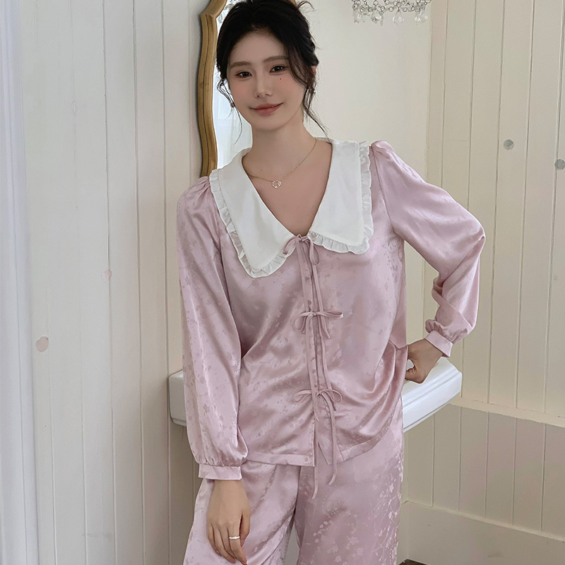 Nuevo conjunto de pijamas de satén con cuello francés y pantalones largos, loungewear de lujo para el otoño