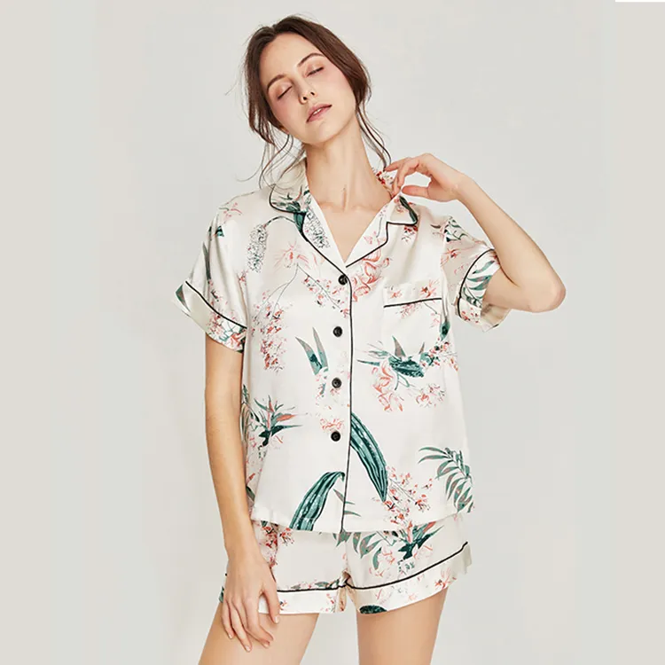 Conjunto corto de pijamas de seda impresos personalizados para dama