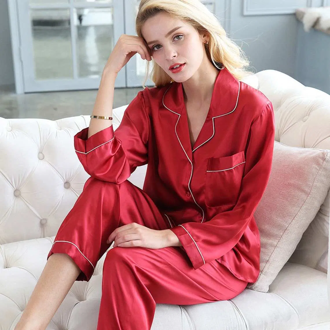 Ropa de casa femenina de color sólido teñido en masa, ventas calientes, manga larga