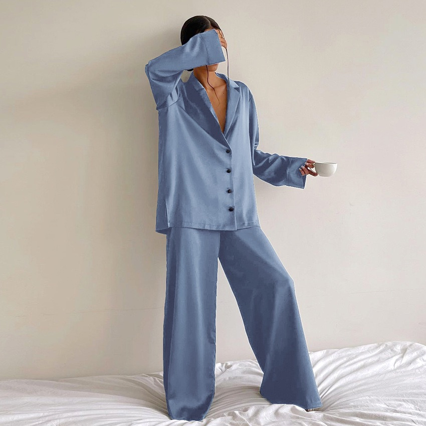 Conjunto de pijamas de dos piezas de camisa de satén suelta de manga larga y pantalón de pierna ancha estilo chica suave